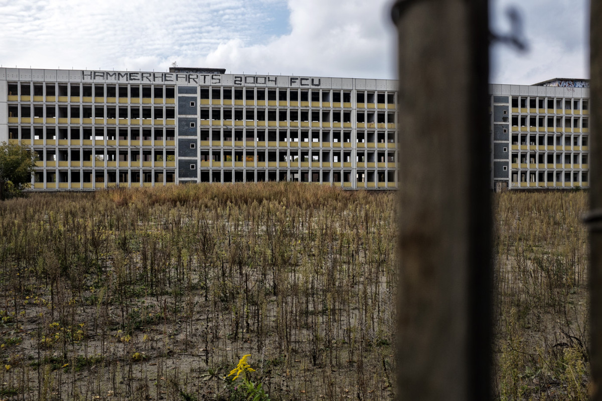 Die letzten Tage im Funkhaus Nalepastraße | Zahn und Zieger unterwegs | Eco Fashion Outfits & City Landscapes | Foto: René Zieger | GROSS∆RTIG