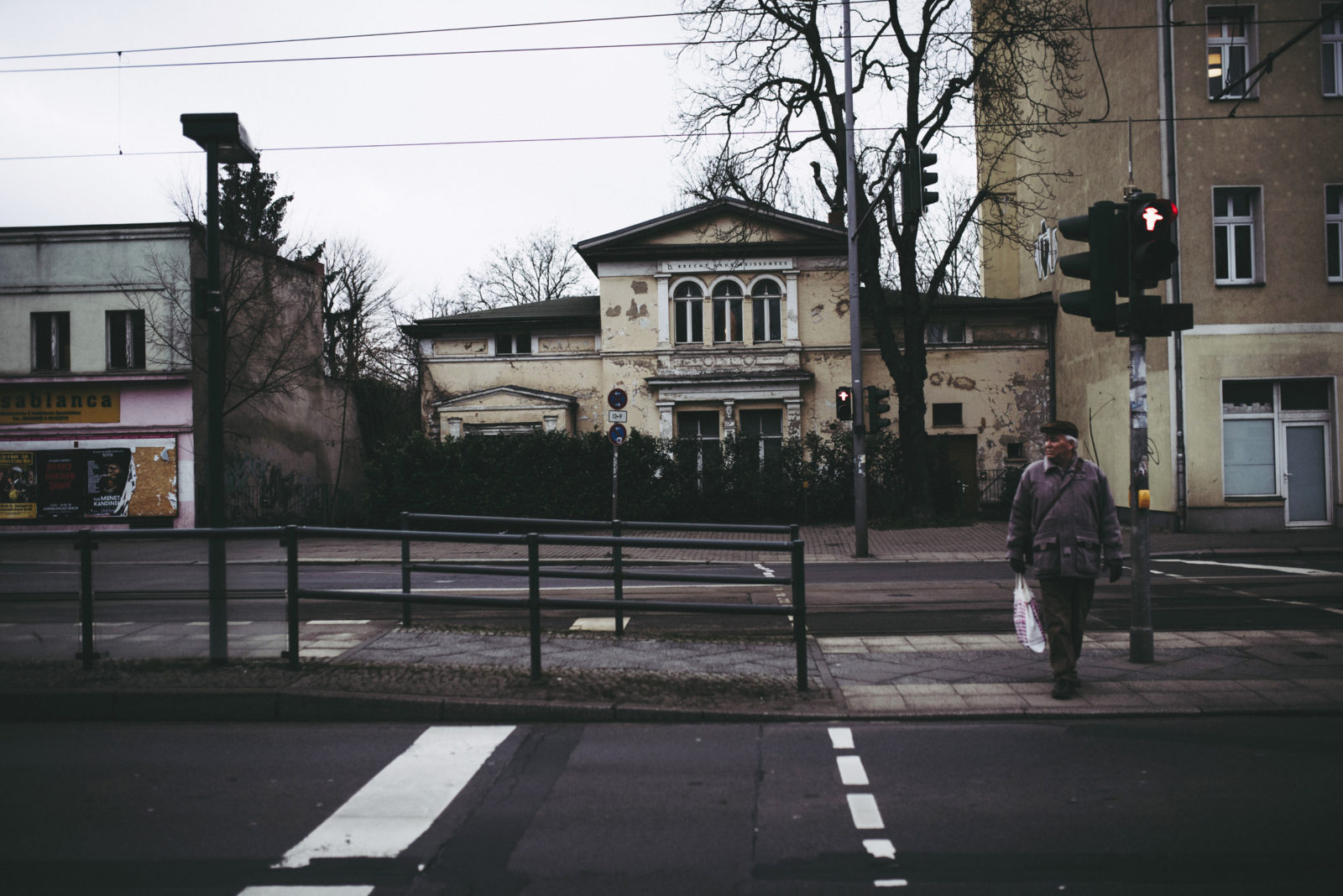 Z² – Zahn und Zieger unterwegs | Kinderkrankenhaus Weißensee | Berlin | Ruine vom Säuglings- und Kinderkrankenhaus | Foto: René Zieger | GROSS∆RTIG